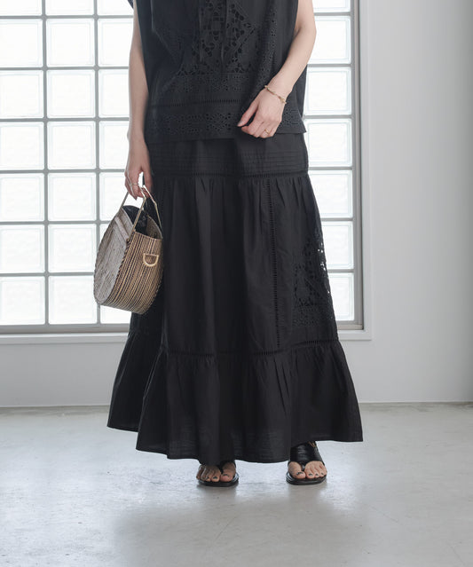 【WEB限定プライス】eru カットワーク刺繍スカート