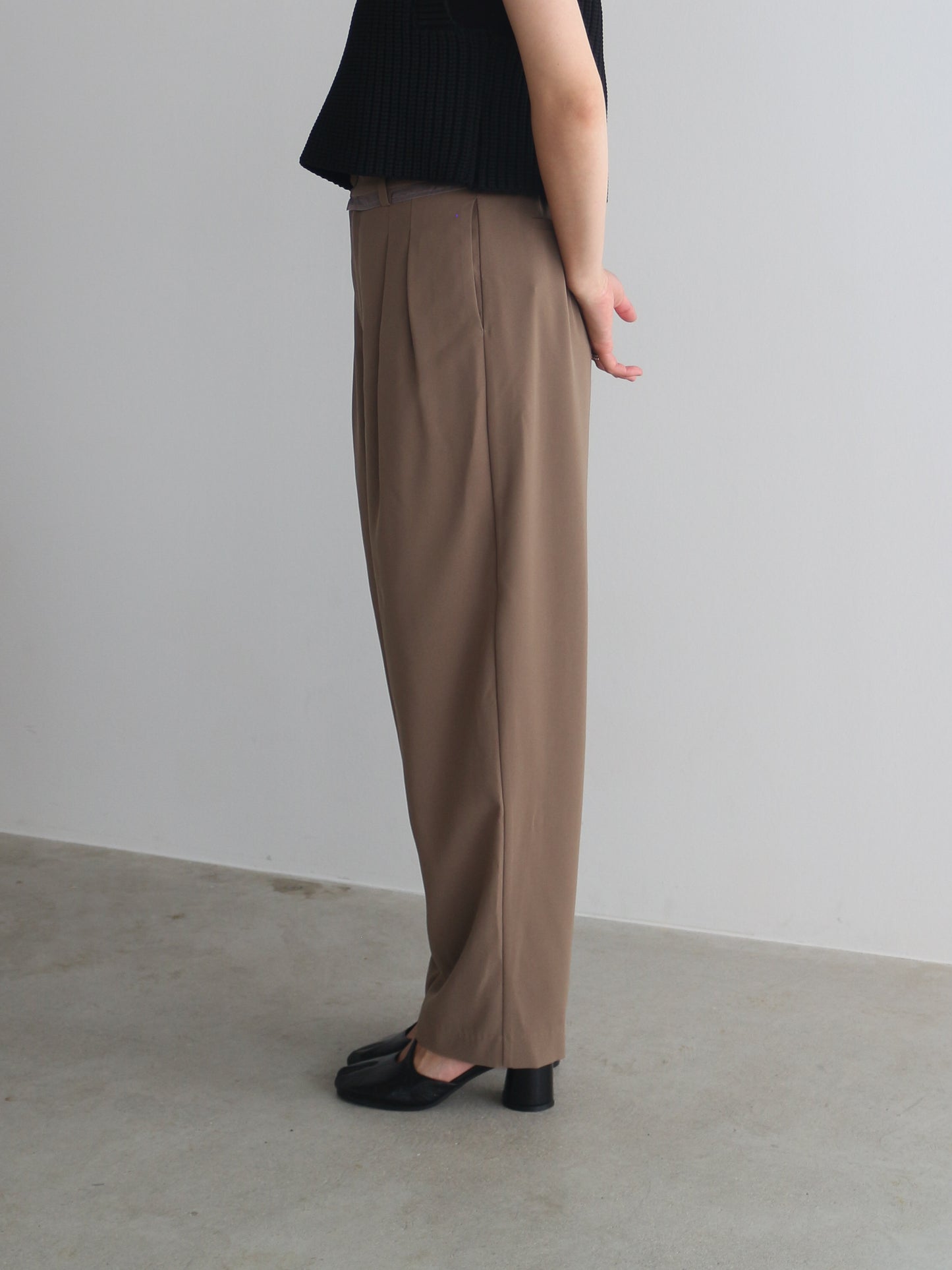 セミバレルパンツ