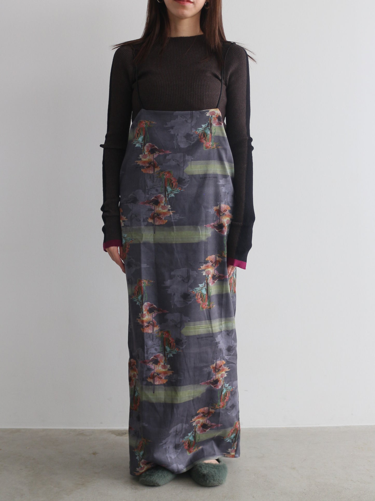 フラワープリントキャミワンピース