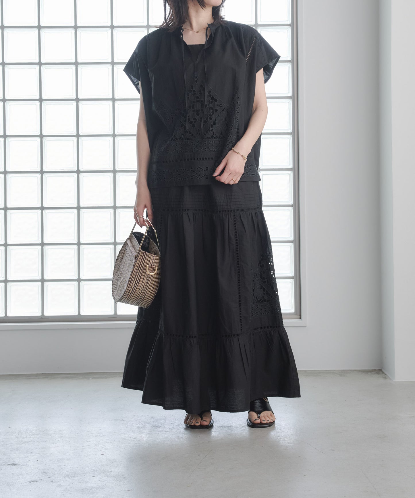 【WEB限定プライス】eru　カットワーク刺繍スカート