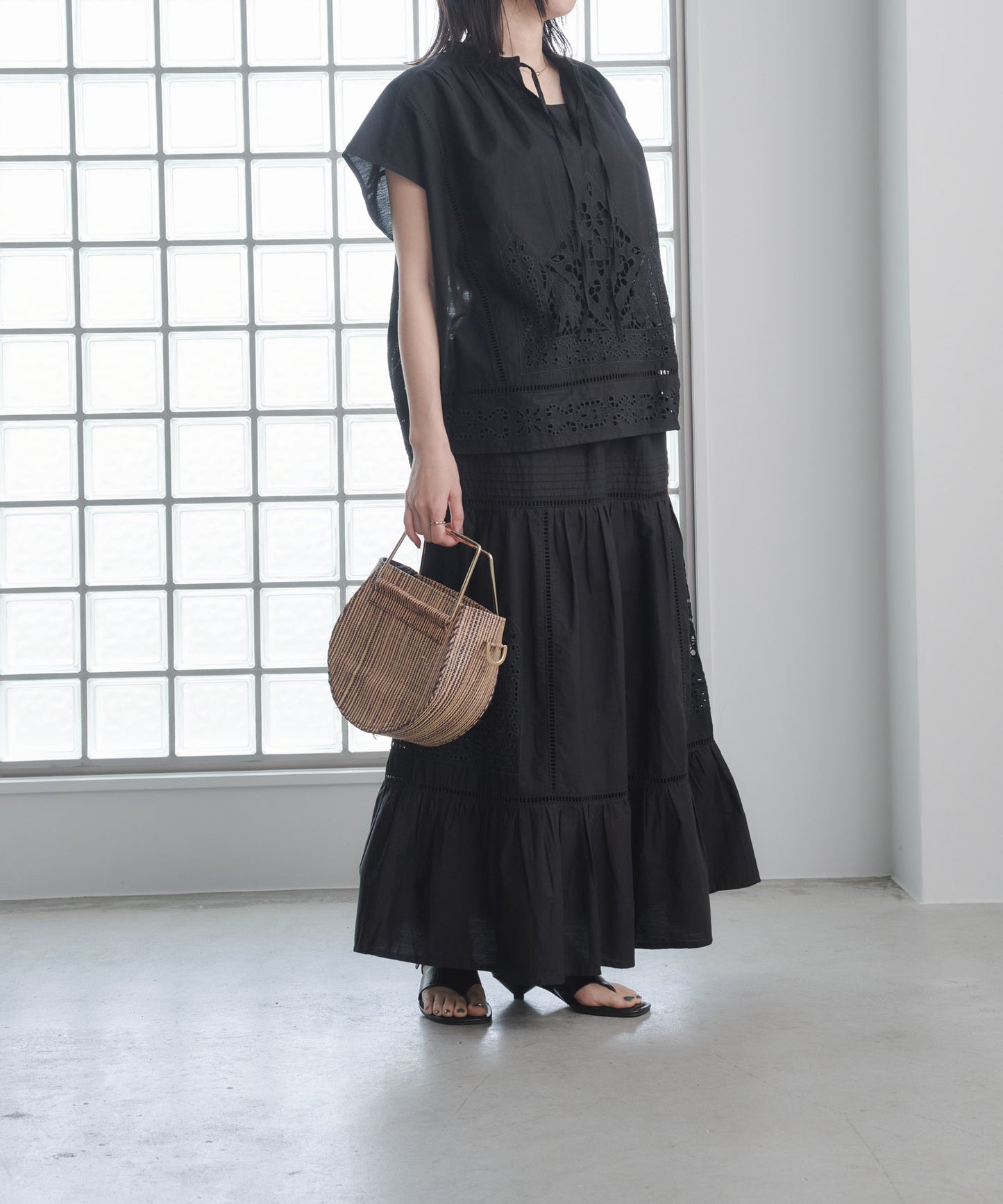 【WEB限定プライス】eru　カットワーク刺繍スカート