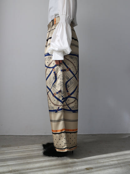 スカーフプリントパンツ