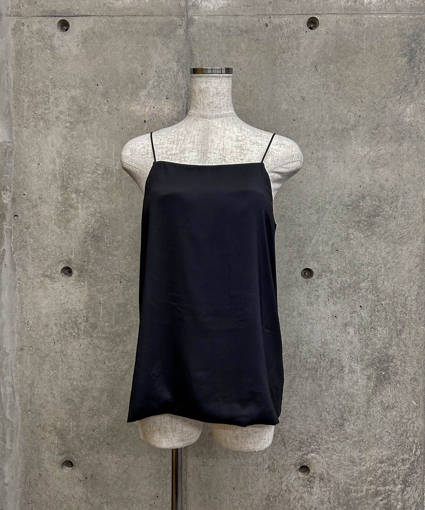 【WEB限定プライス】eru　カップ付きキャミ