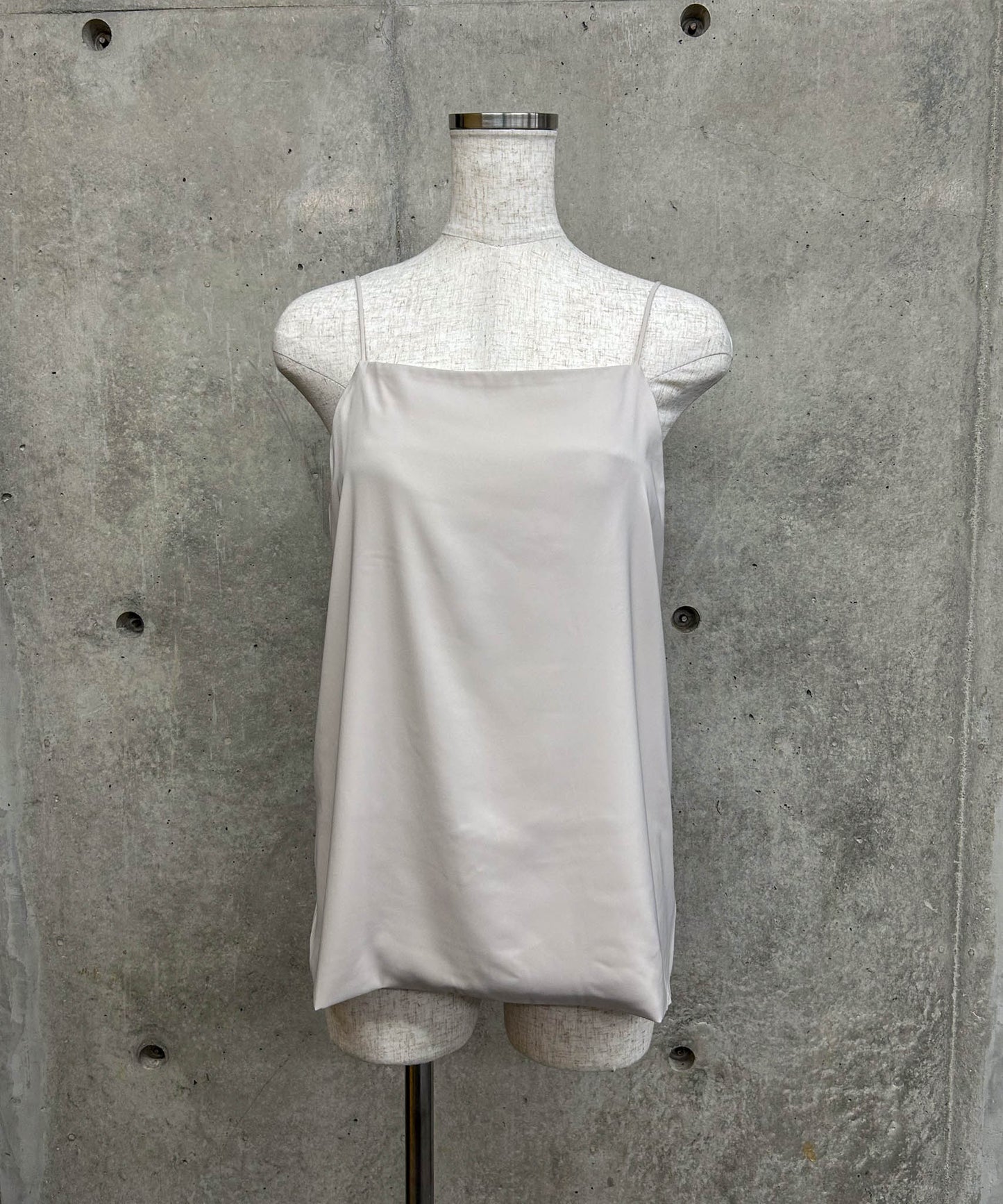 【WEB限定プライス】eru　カップ付きキャミ