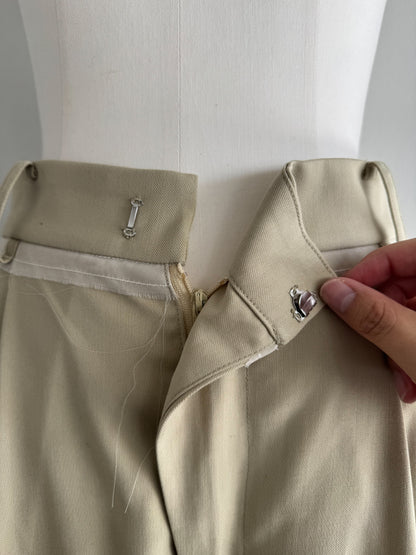 フロントアシメパンツ