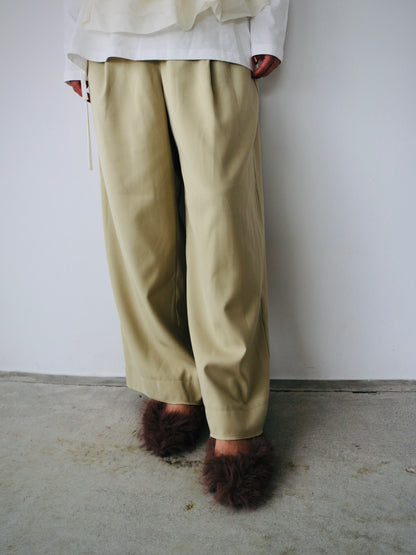 Pqran　フロントアシメパンツ