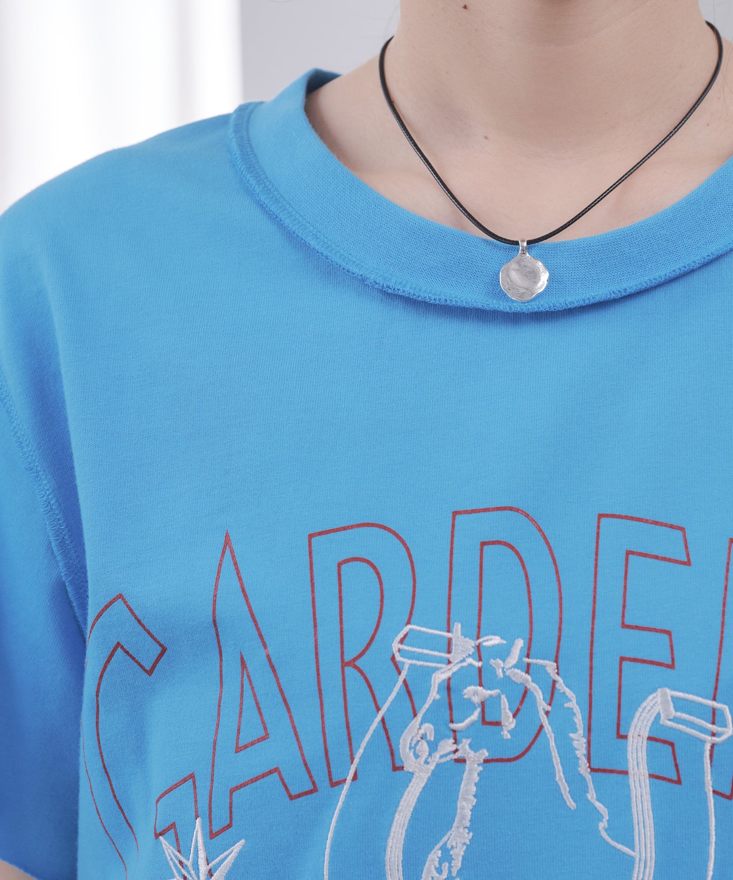 Pqran　【オリジナル図案】馬刺繍カレッジプリントTシャツ