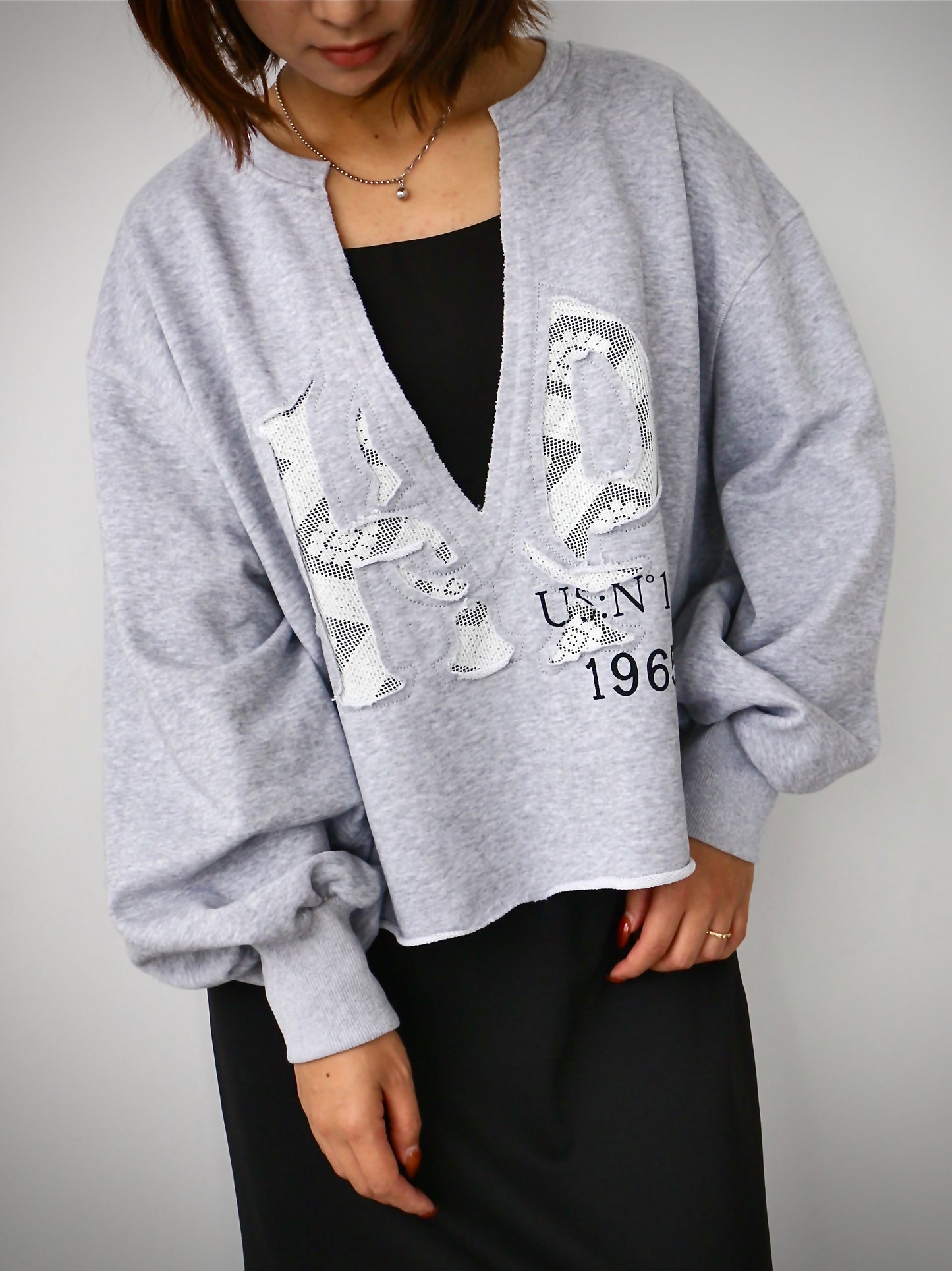 Pqran　【オリジナル図案】ロゴレーススウェットプルオーバー