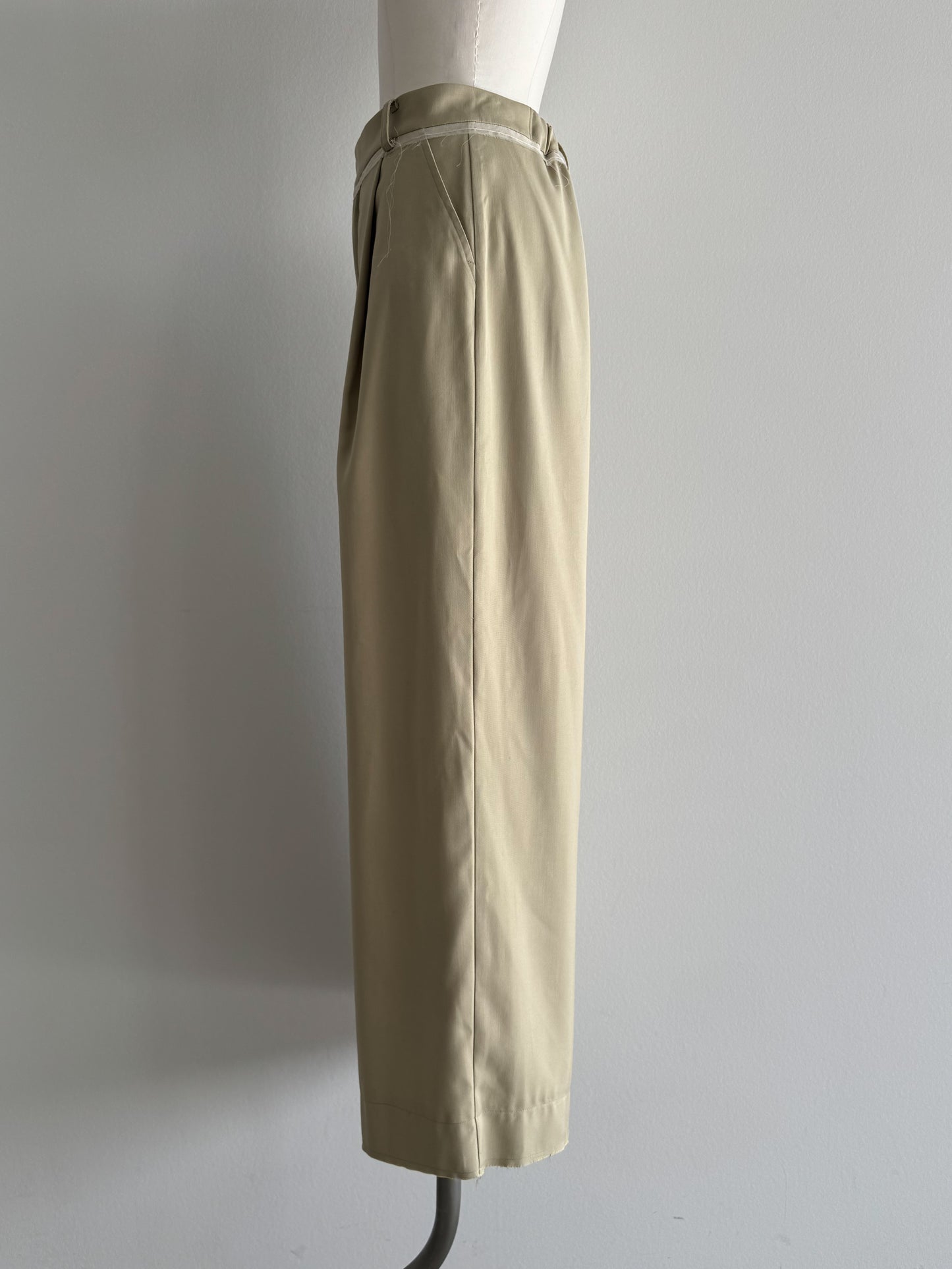 フロントアシメパンツ