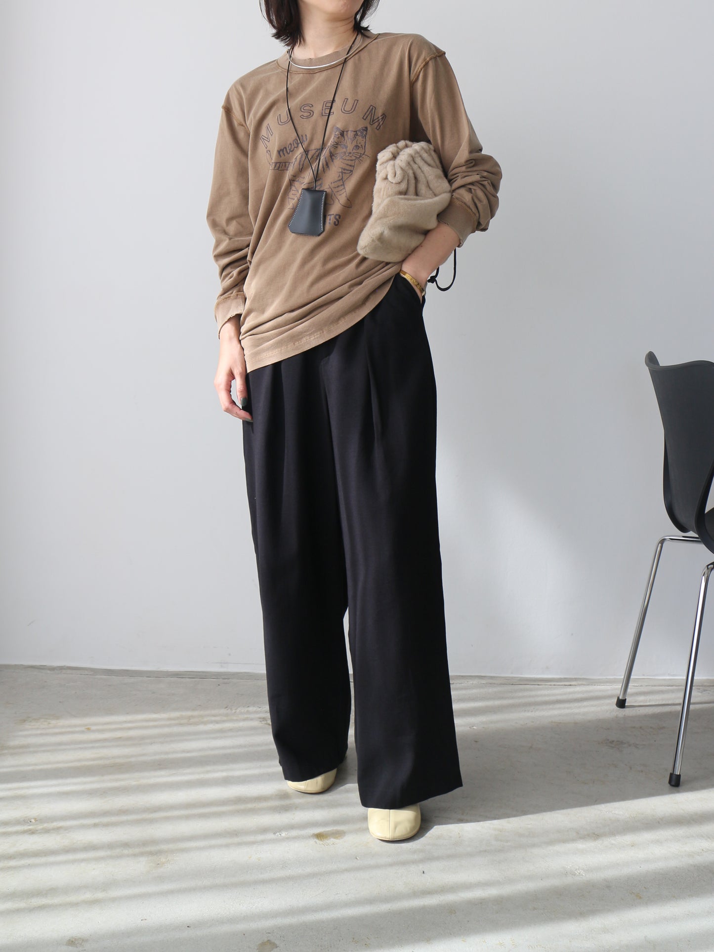 フロントアシメパンツ