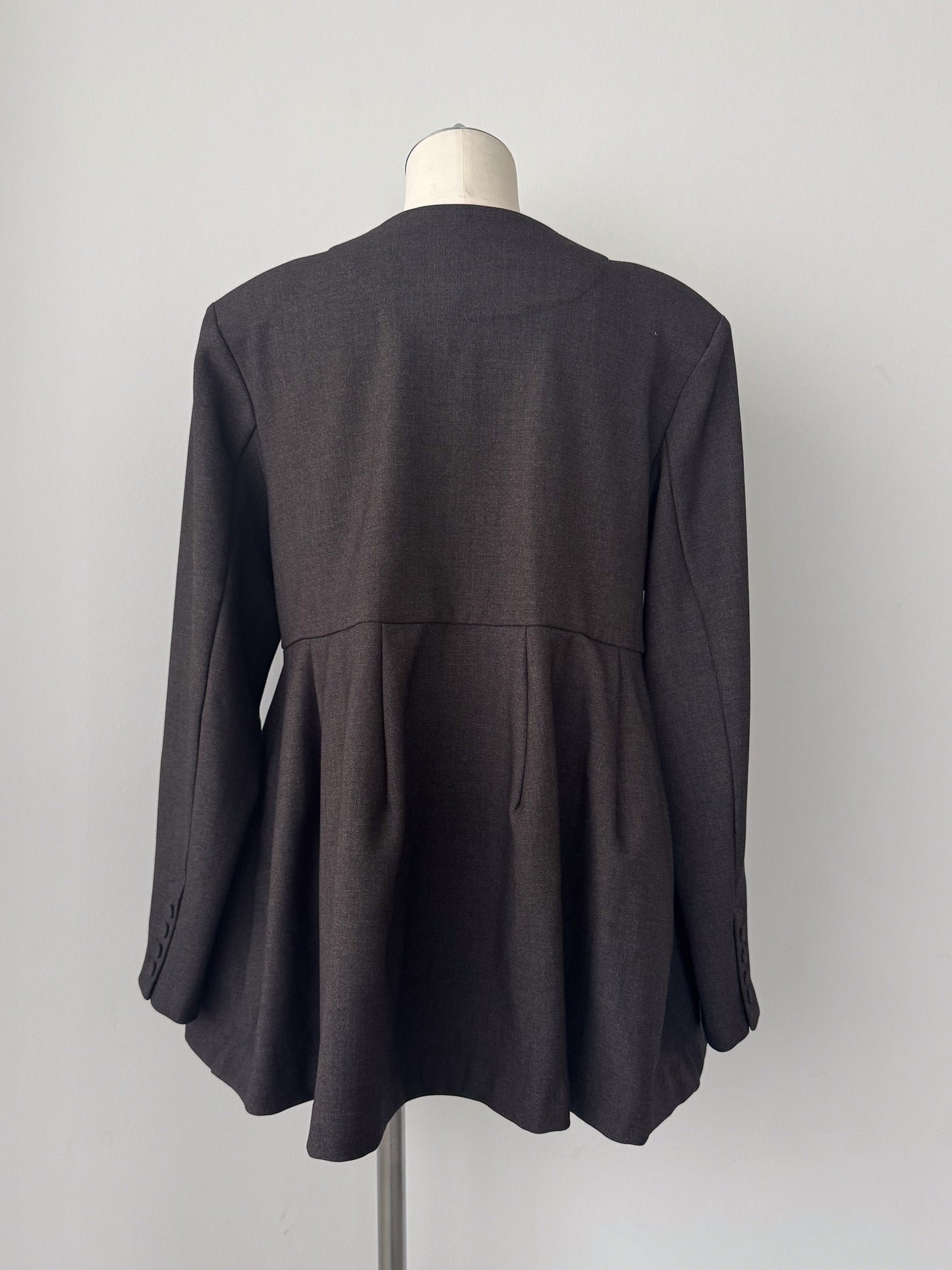 ノーカラーフレアジャケット　