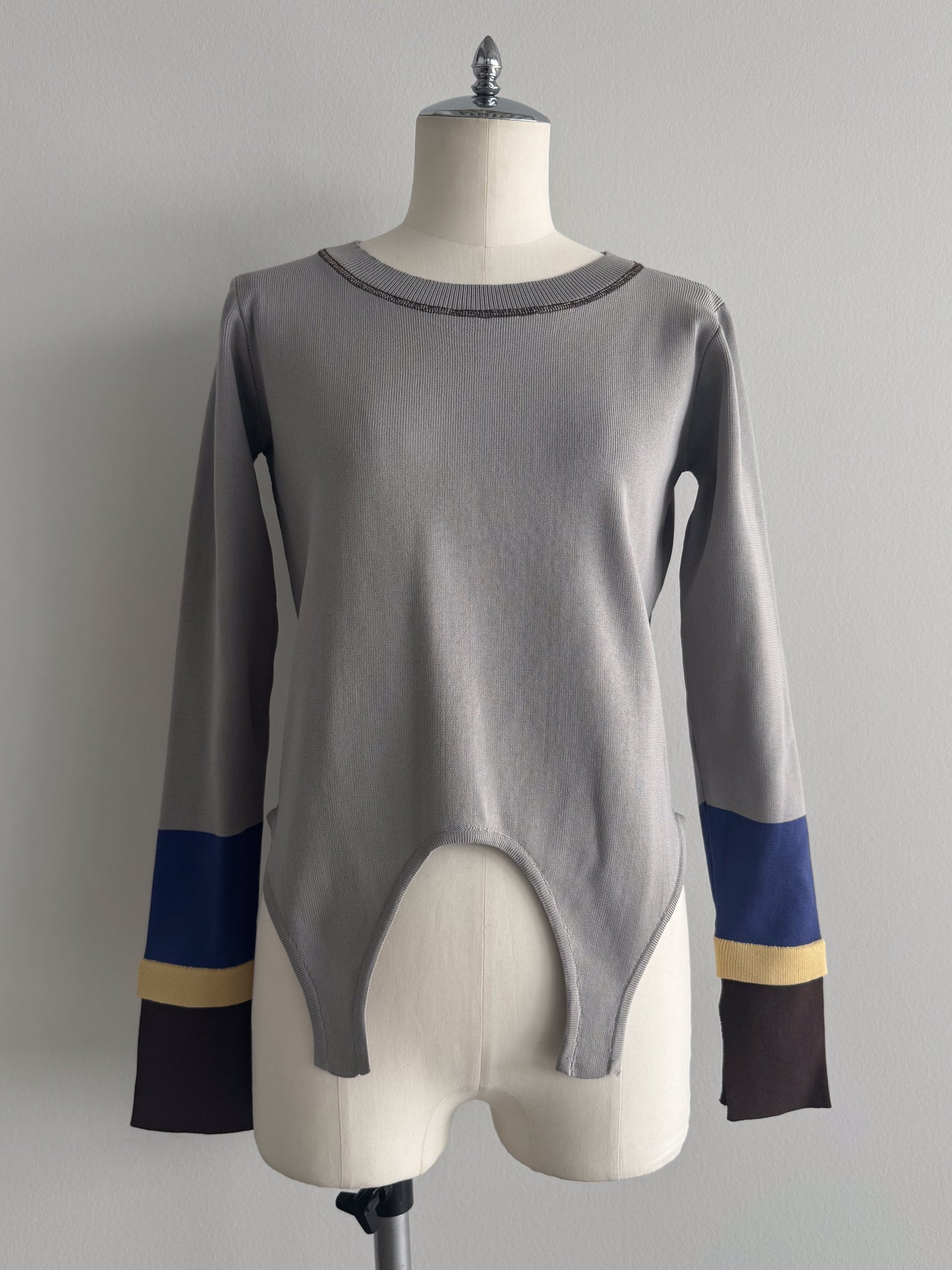 eru　配色スリーブニットトップス