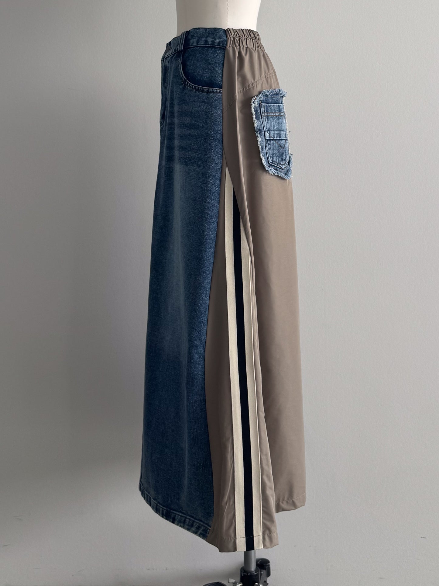 eru　スポーティラインデニムスカート