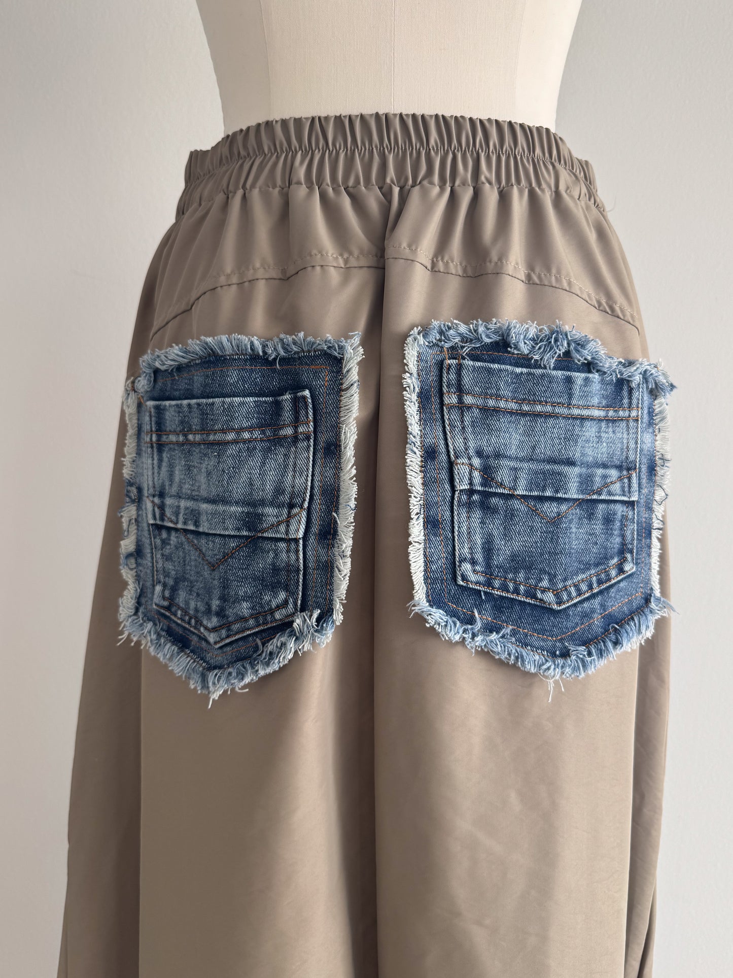 eru　スポーティラインデニムスカート