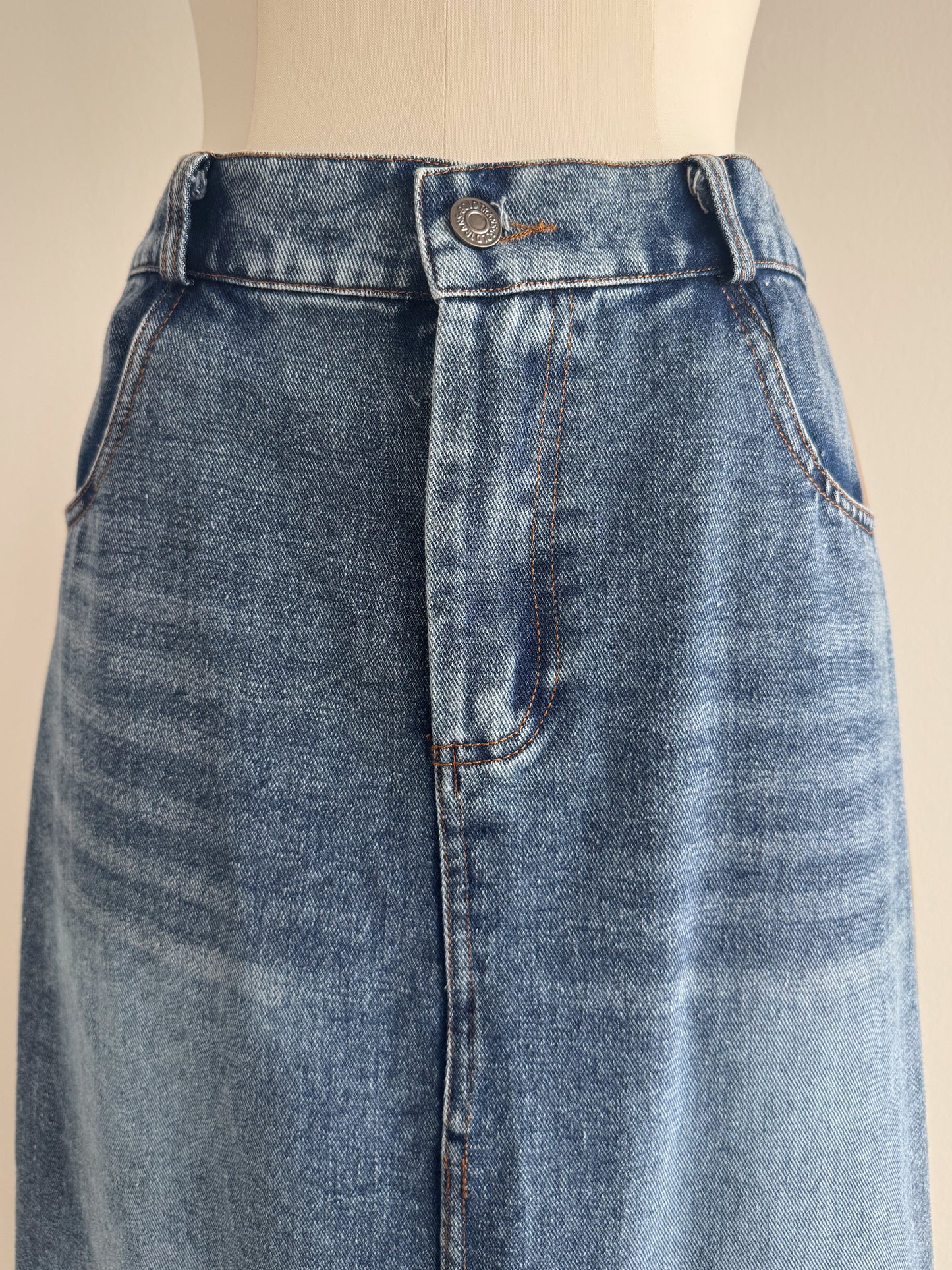 eru　スポーティラインデニムスカート