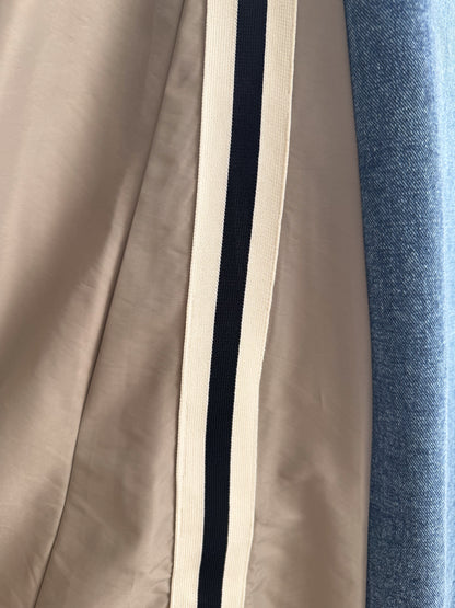 eru　スポーティラインデニムスカート