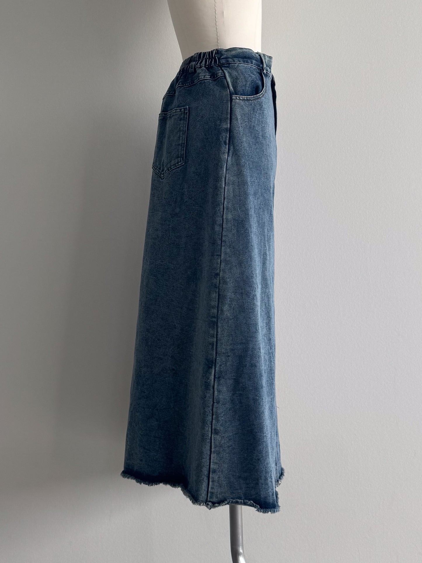 eru　スポーティラインデニムスカート