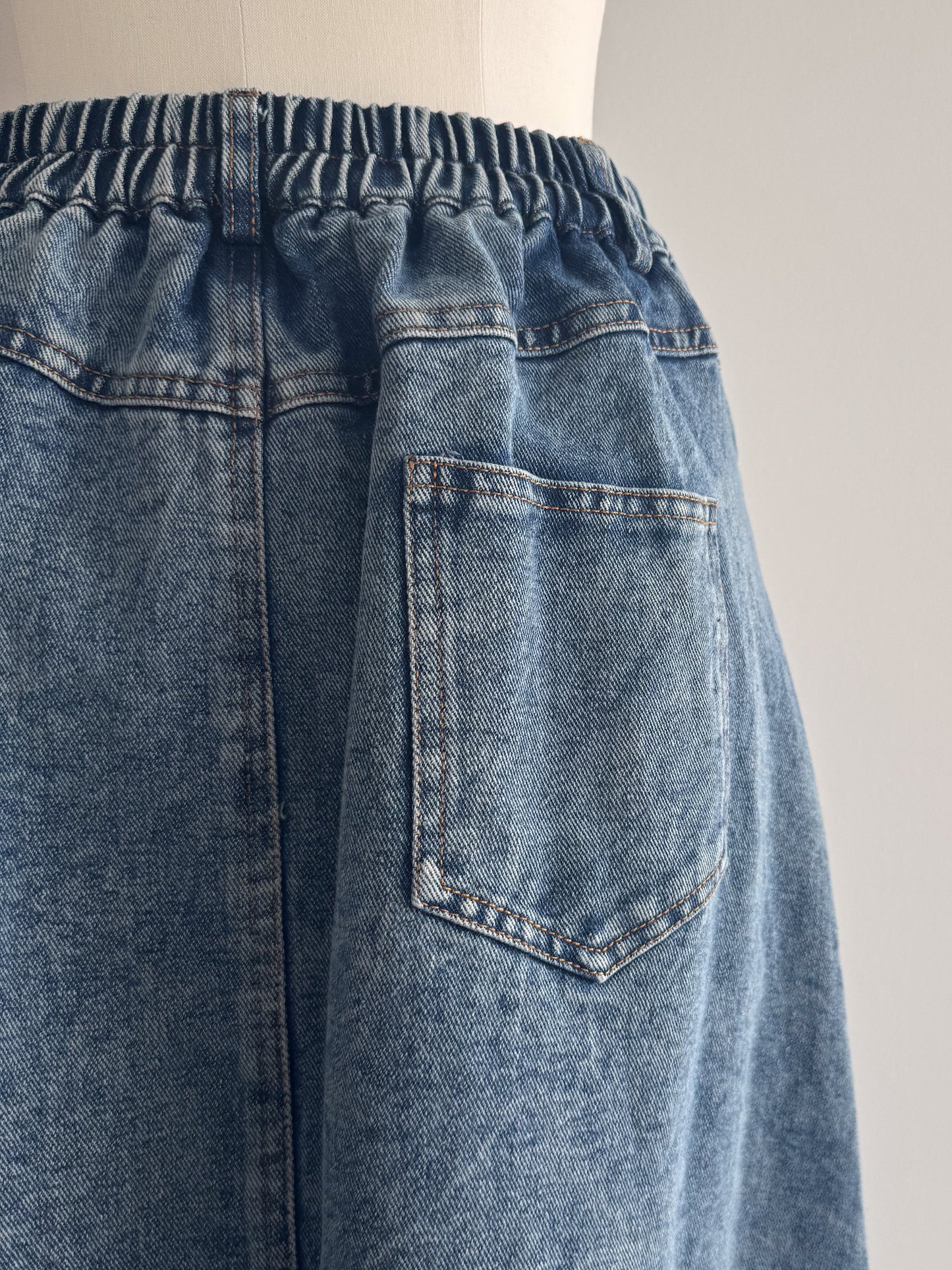 eru　スポーティラインデニムスカート