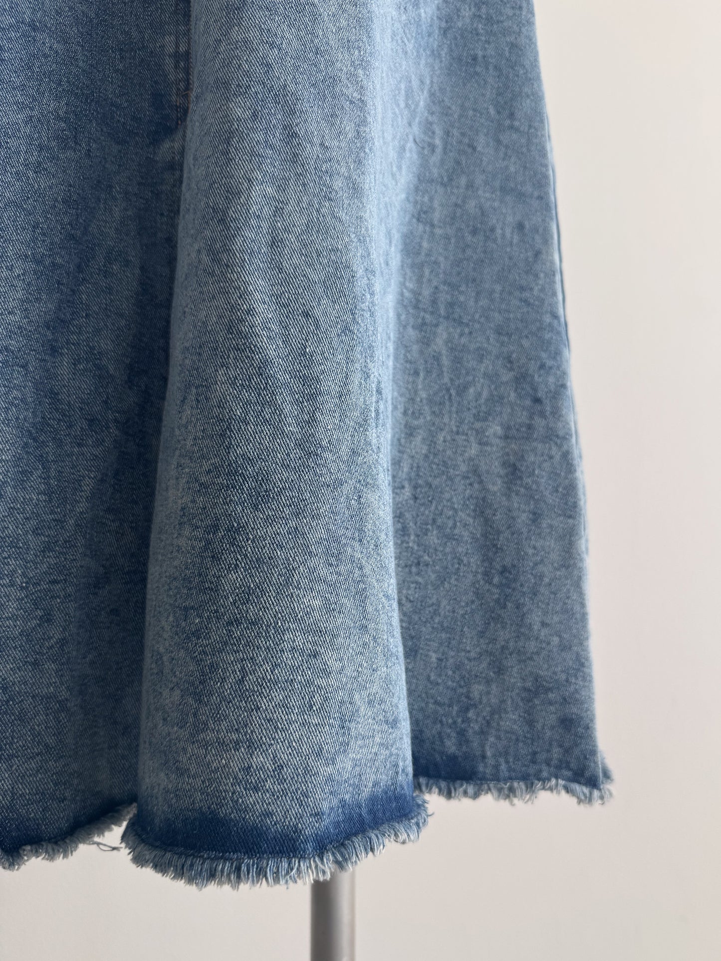 eru　スポーティラインデニムスカート