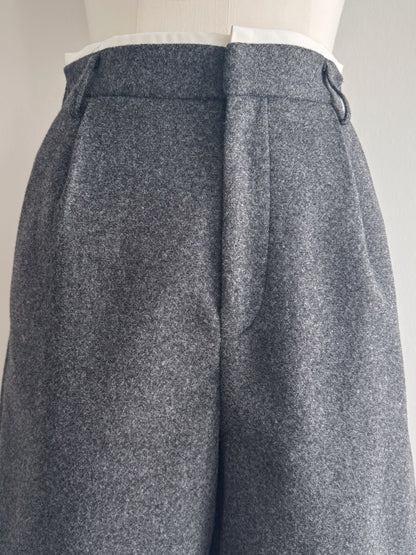 eru　タックハーフパンツ