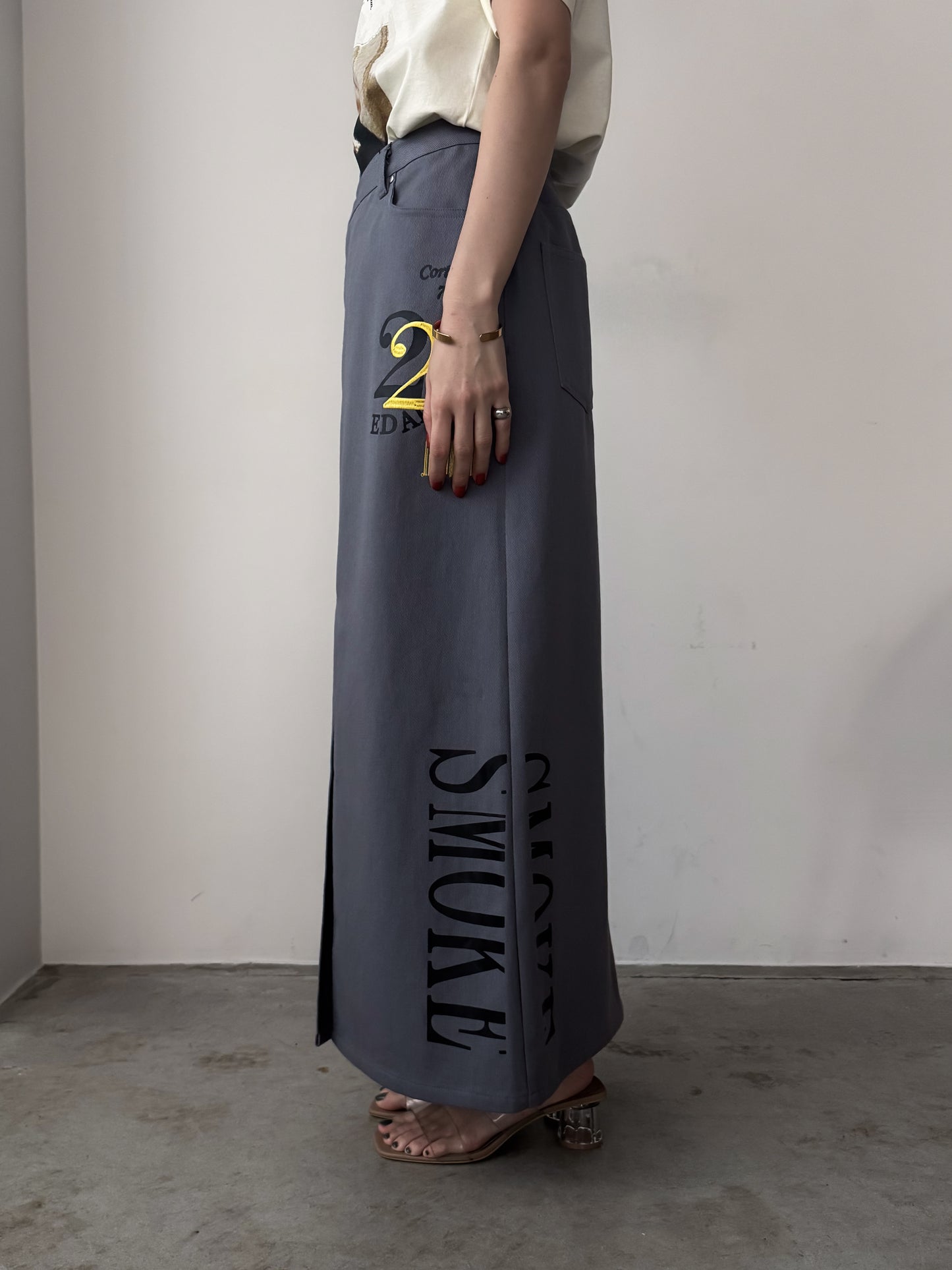 Pqran　【オリジナル図案】ウイスキープリント×刺繍スカート