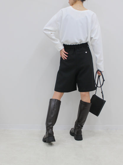 タックハーフパンツ