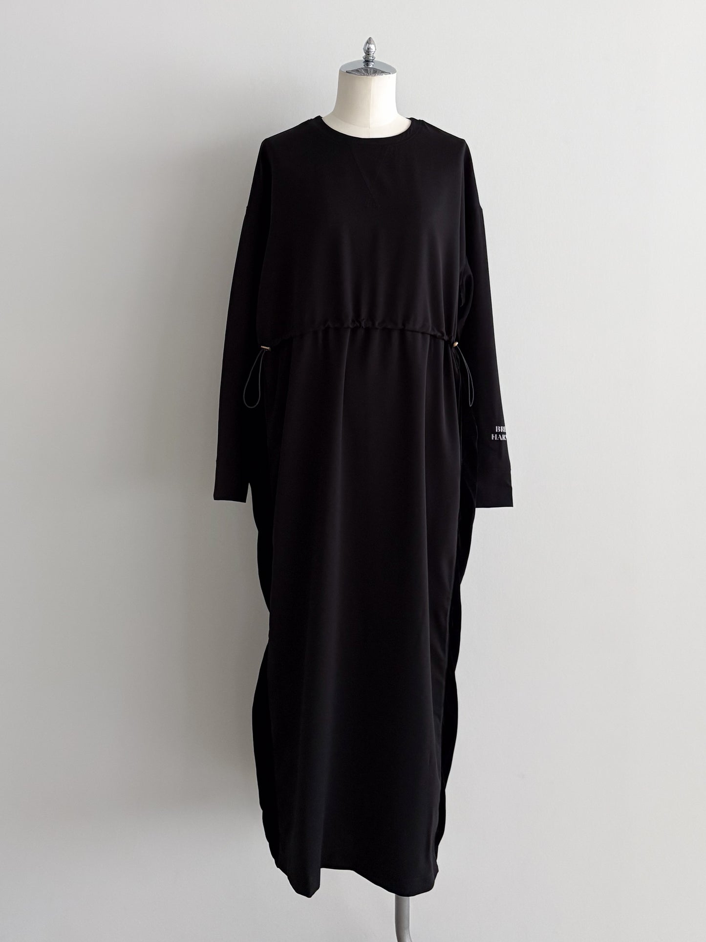 eru　【オリジナル図案】ロゴプリントワンピース