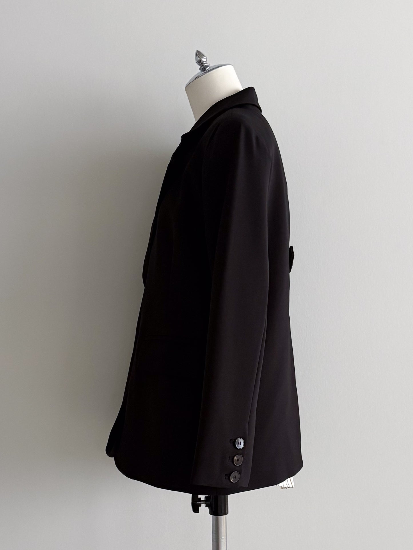 eru  バックデザインジャケット