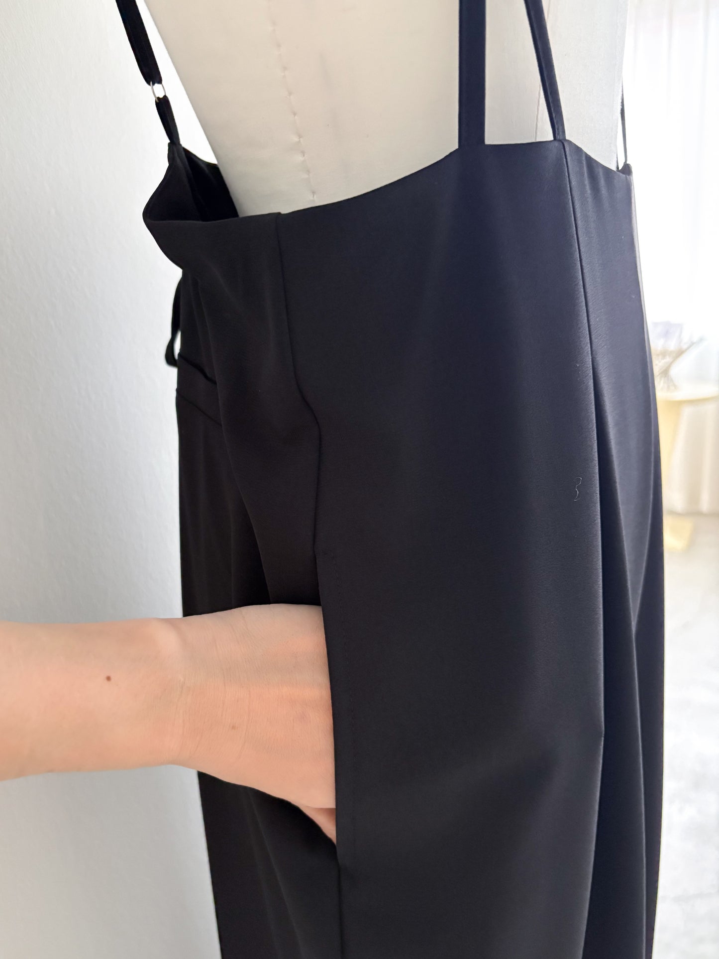 eru  バックギャザーサロペットパンツ