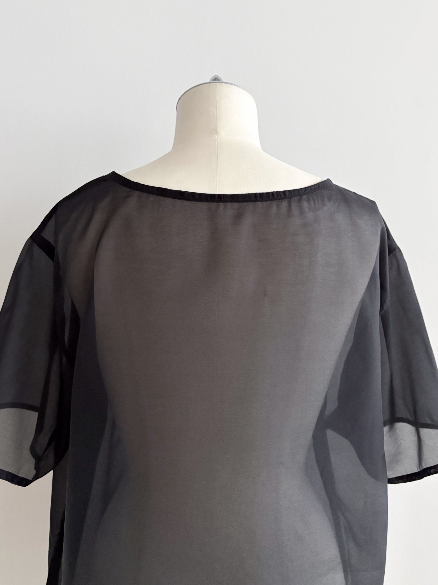 eru　【オリジナル図案】CAT 刺繍シアーTシャツ