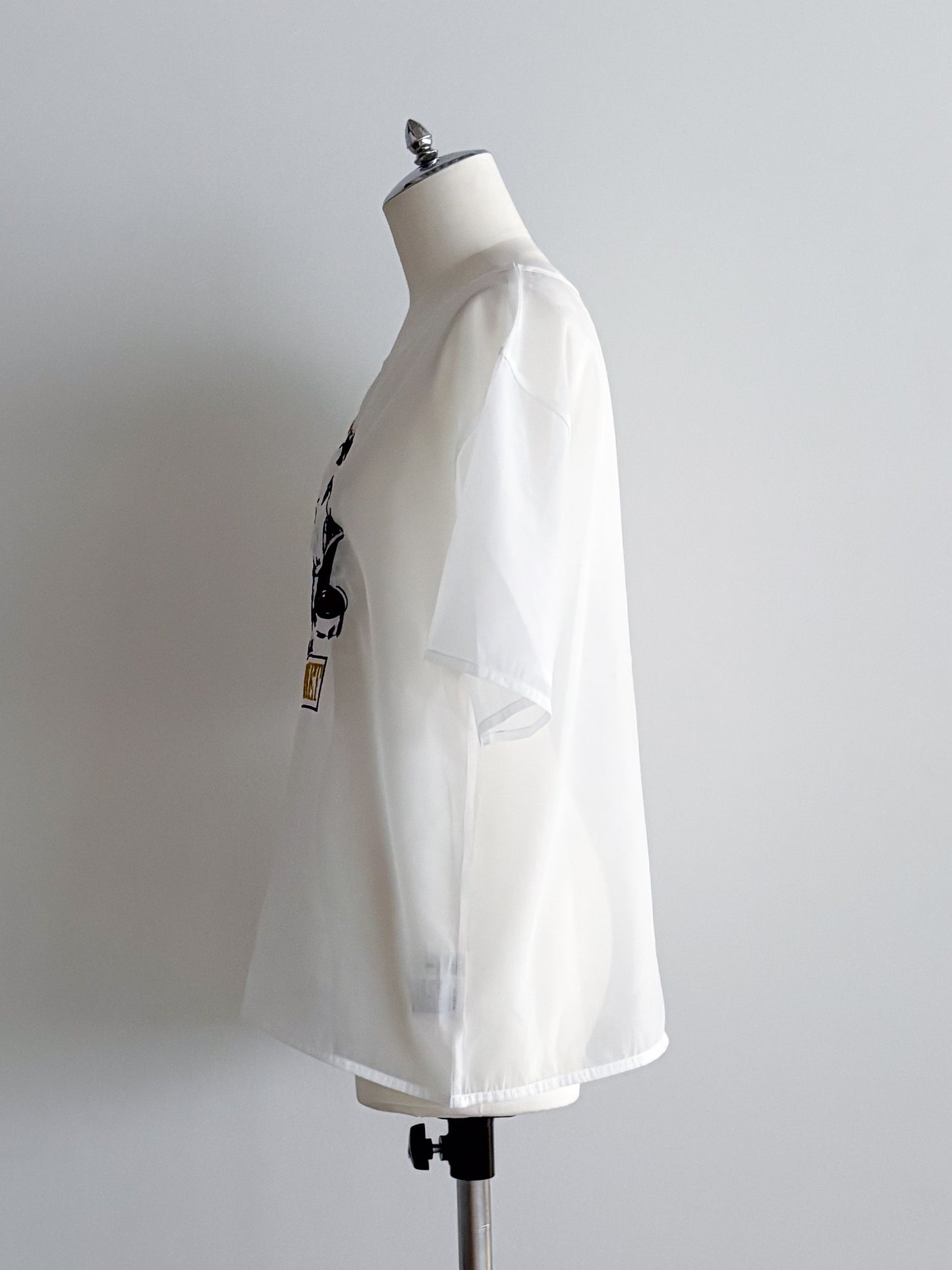 eru　【オリジナル図案】CAT 刺繍シアーTシャツ