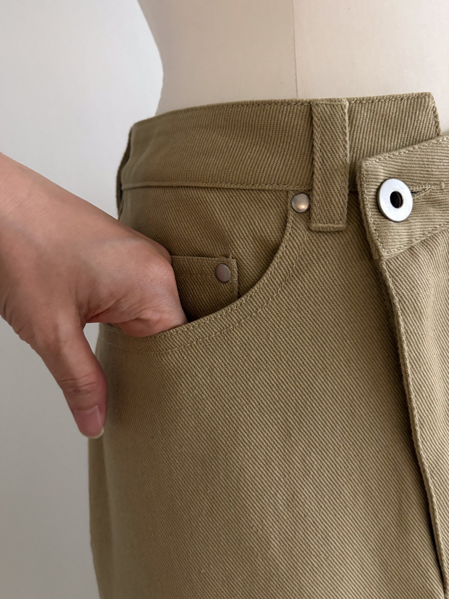 Pqran　【オリジナル図案】ウイスキープリント×刺繍スカート