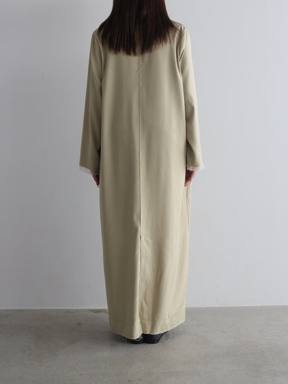 Vネックワンピース