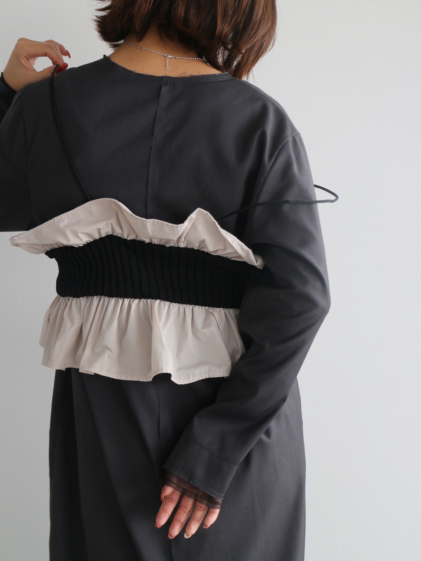 タフタ×ニットビスチェ