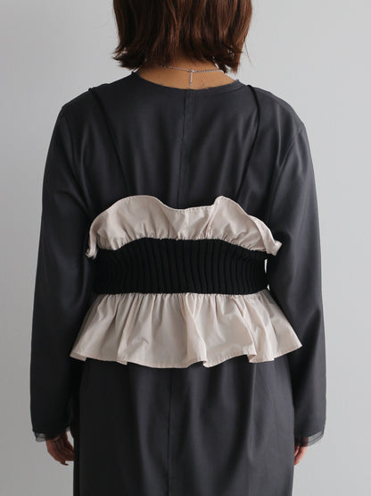 タフタ×ニットビスチェ