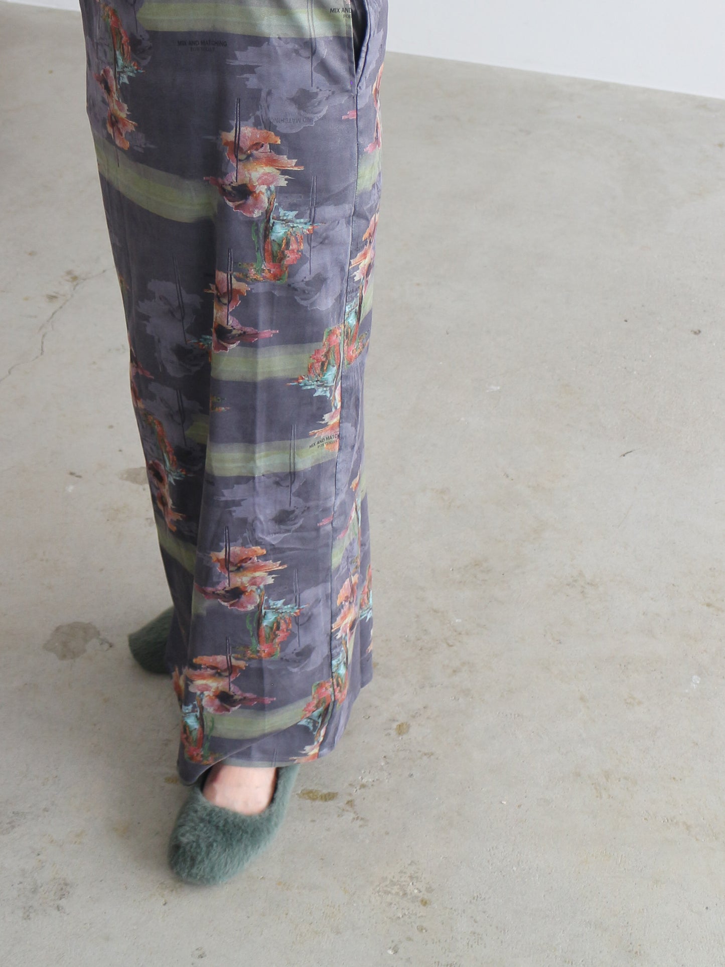 Pqran　【オリジナル図案】フラワープリントキャミワンピース