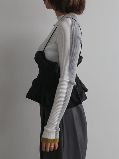 タフタ×ニットビスチェ