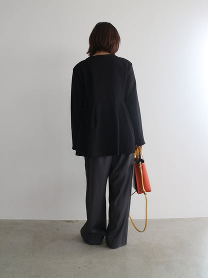 ノーカラーフレアジャケット　