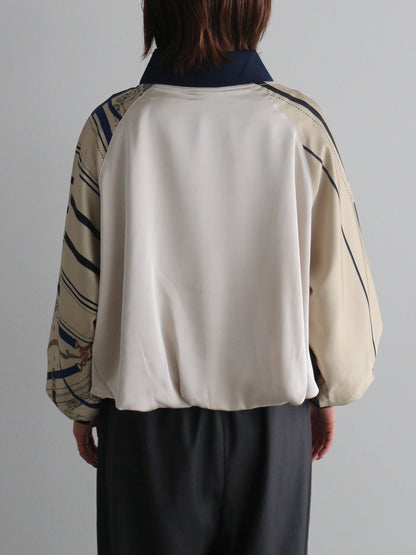 スカーフプリントブルゾン