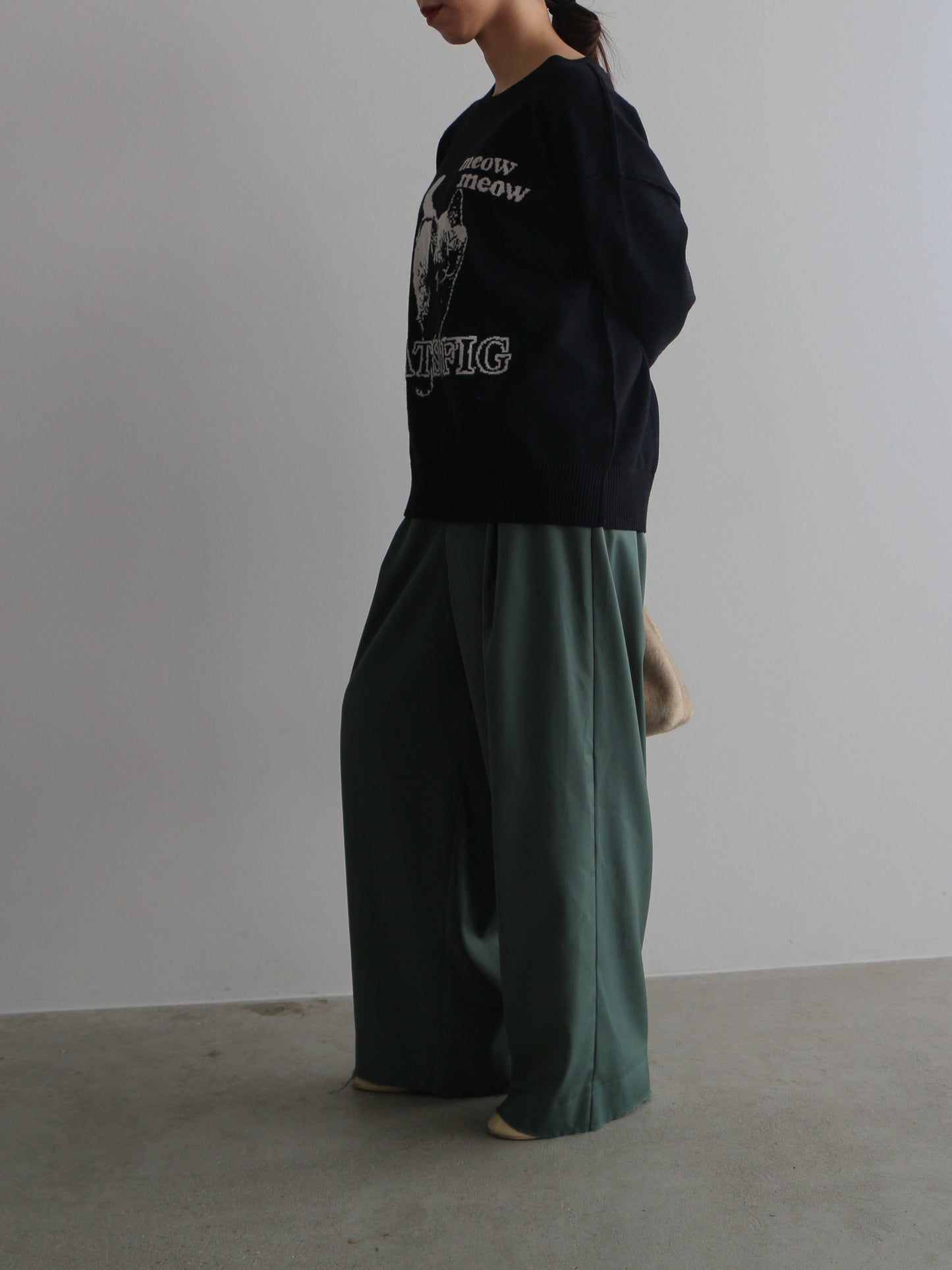 フロントアシメパンツ