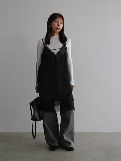 2WAY配色タートルネック