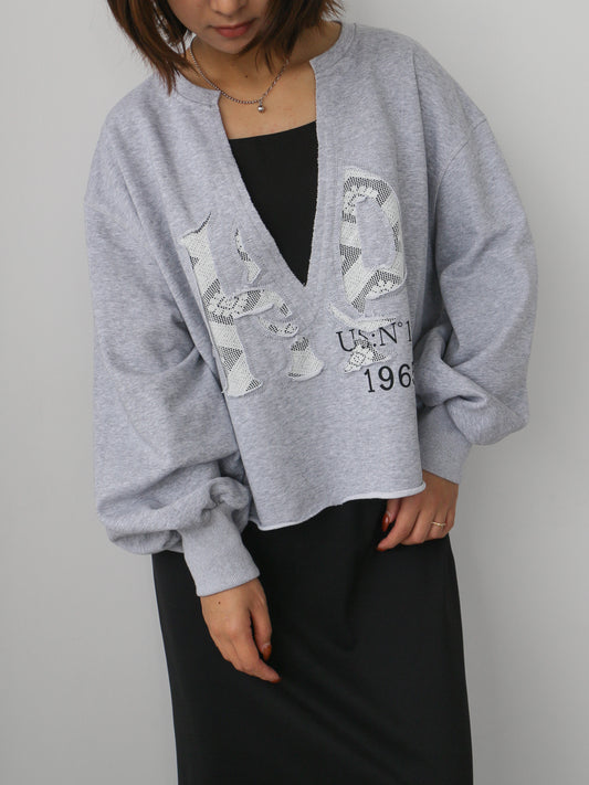 ロゴレーススウェットプルオーバー