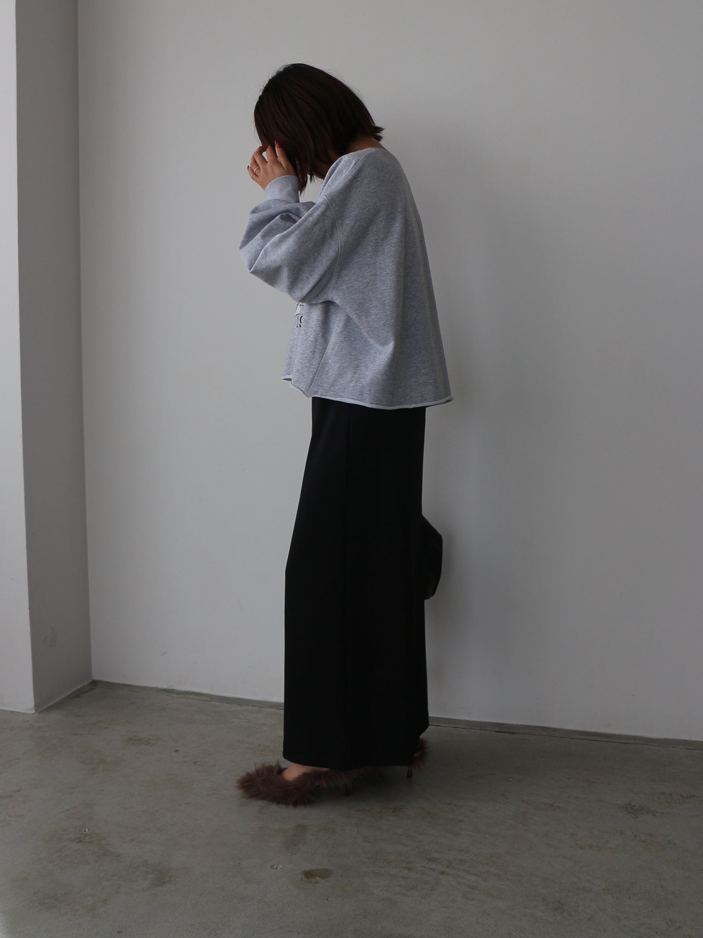 ロゴレーススウェットプルオーバー