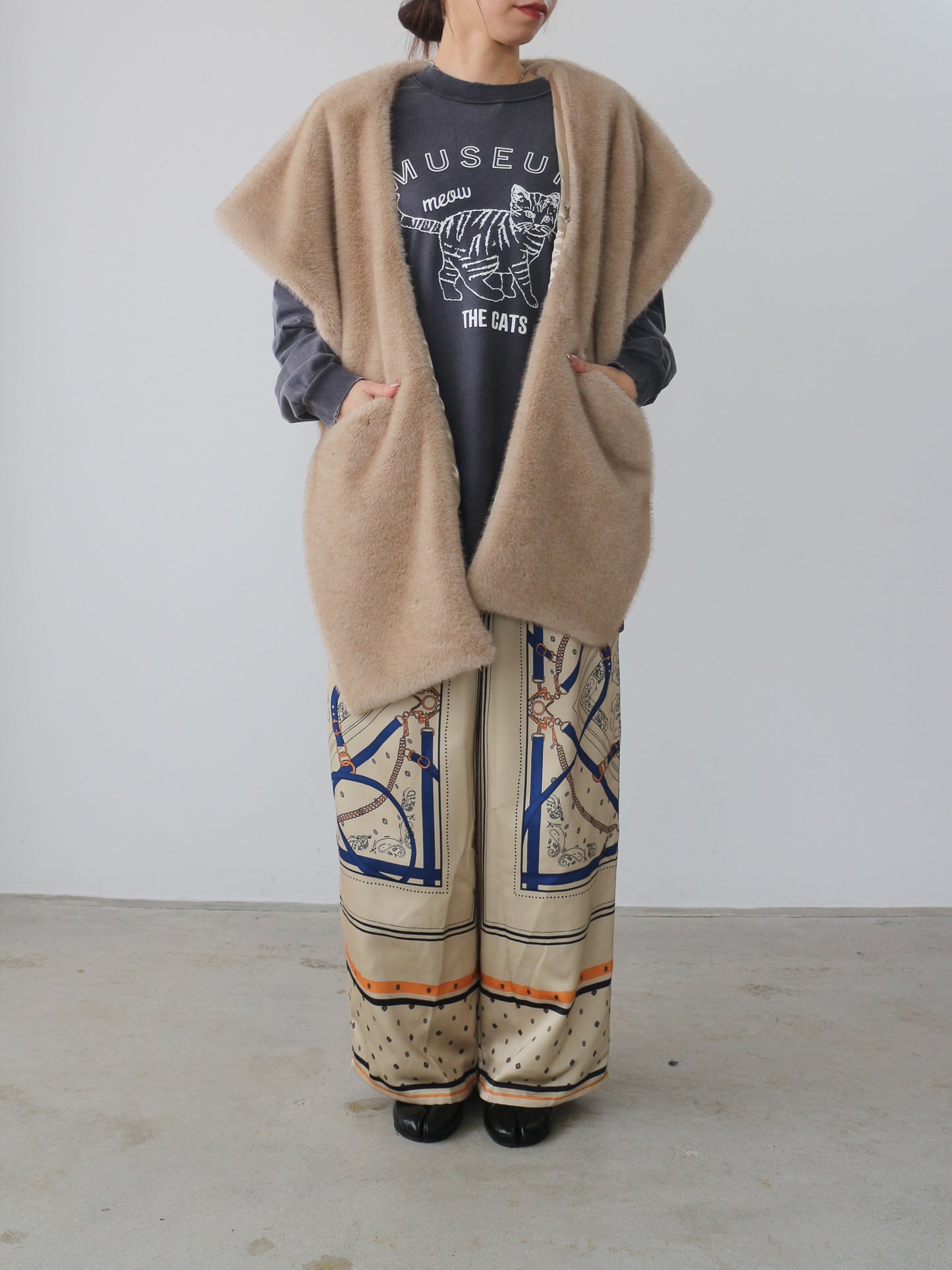 スカーフプリントパンツ