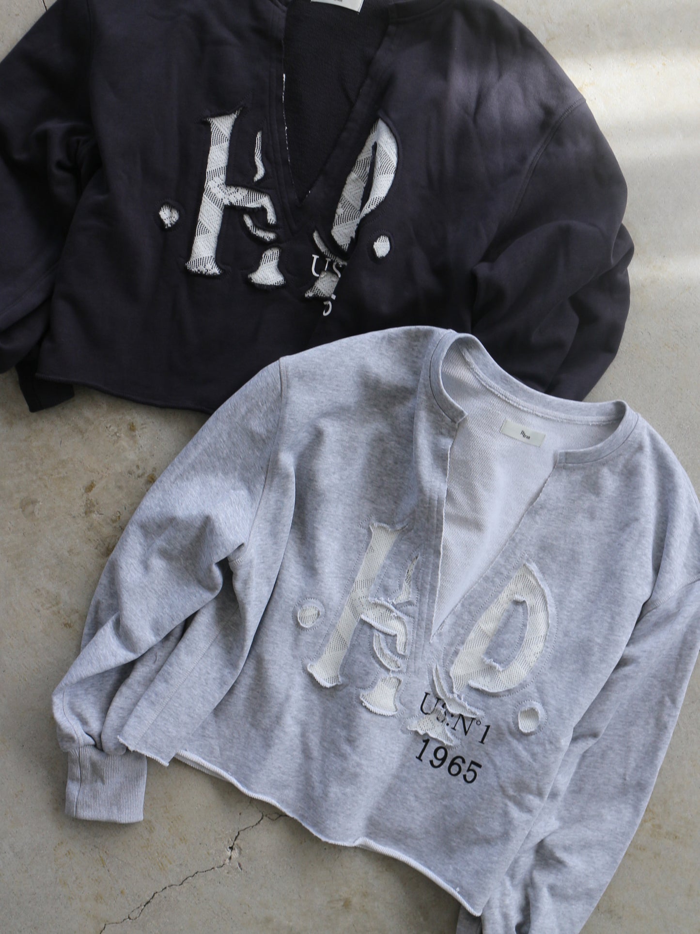 ロゴレーススウェットプルオーバー