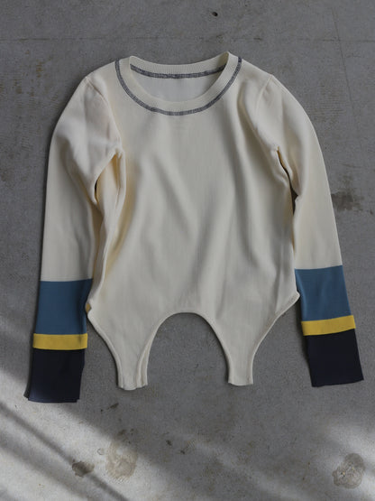 eru　配色スリーブニットトップス