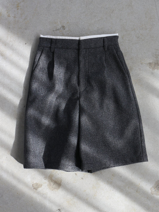 eru　タックハーフパンツ