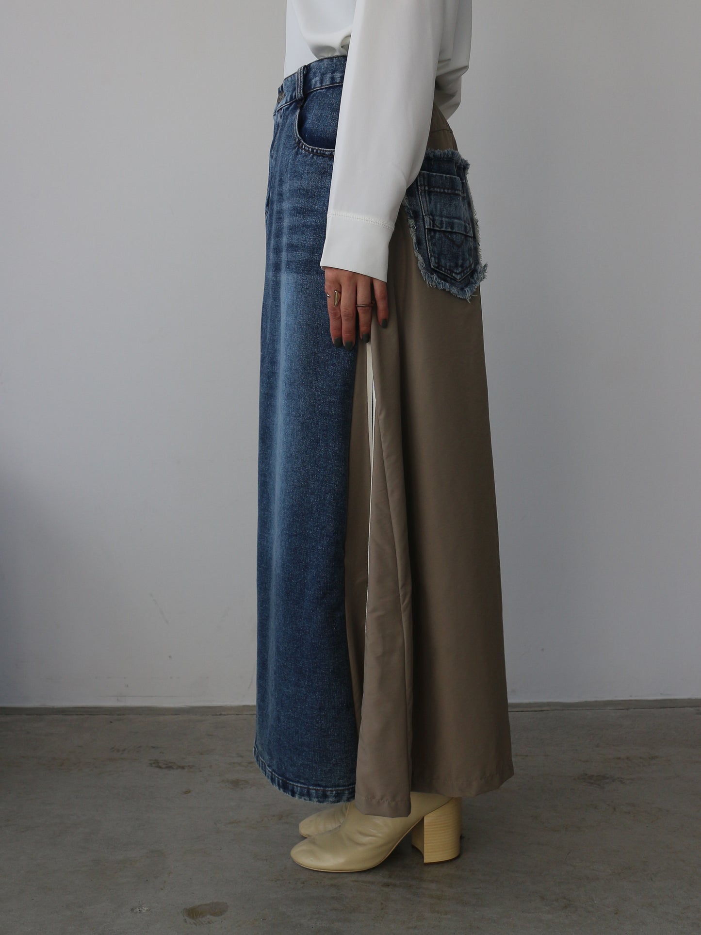 eru　スポーティラインデニムスカート