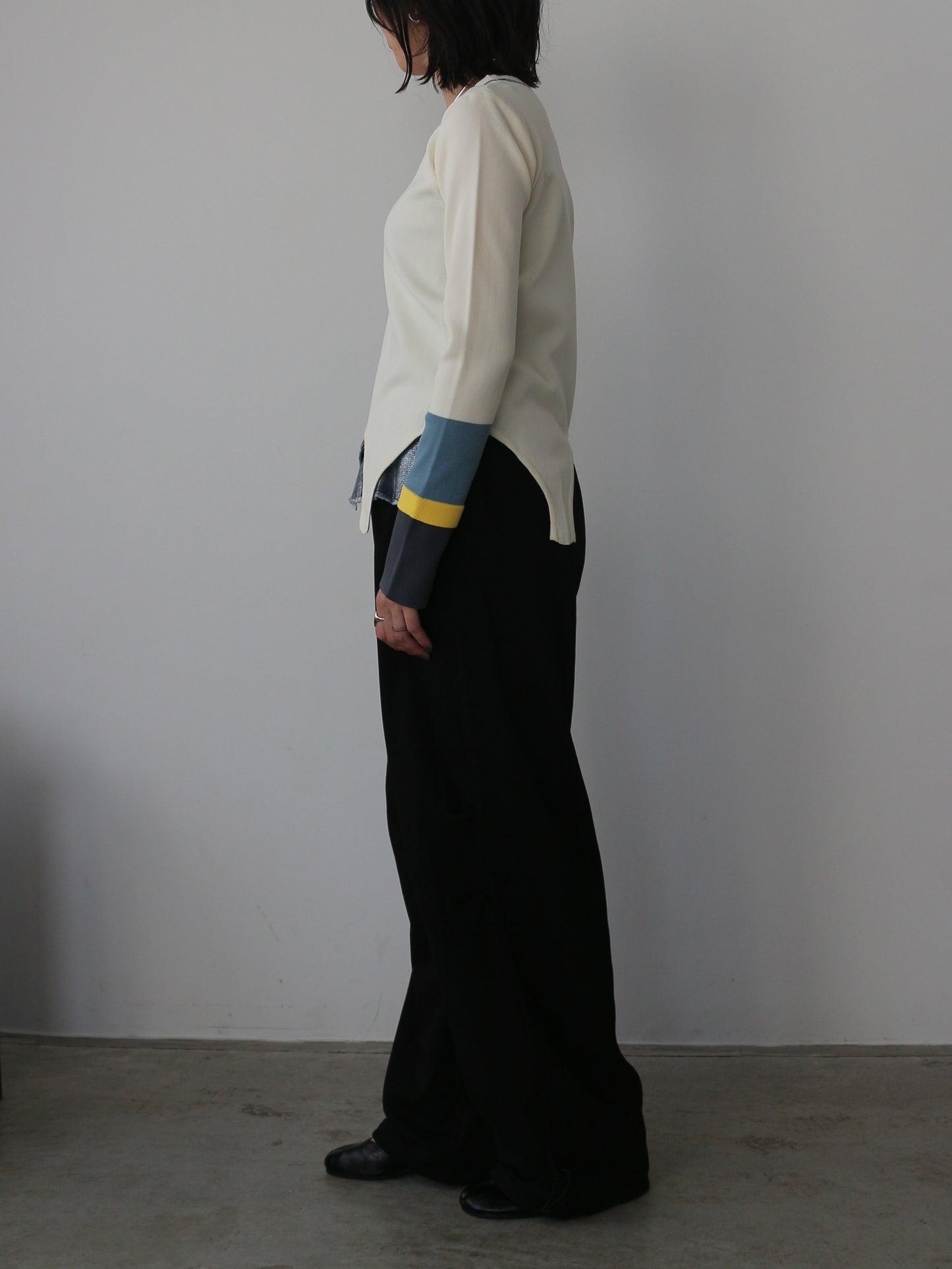 eru　配色スリーブニットトップス