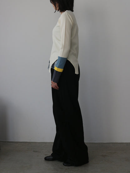 eru　配色スリーブニットトップス